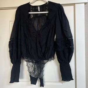 Free People- Eloise long sleeve smocked bodysuit (M)